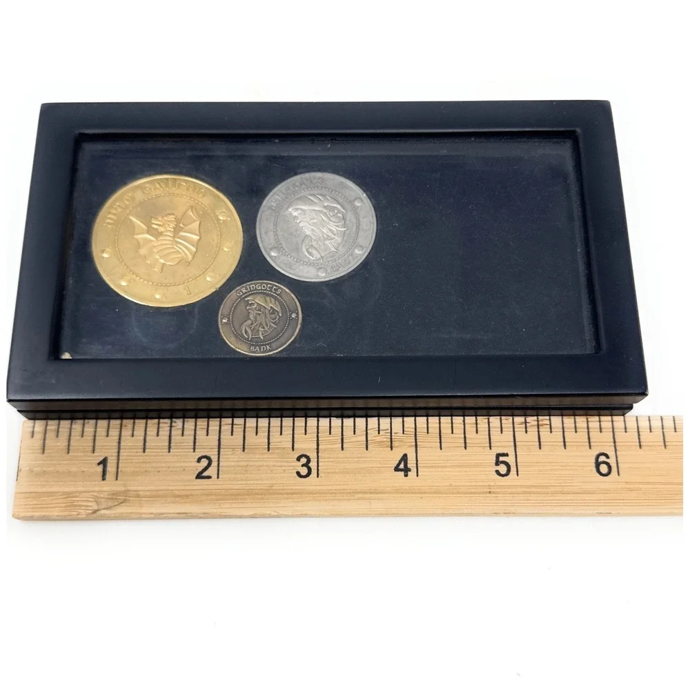 Noble Collection Harry Potter -The Gringotts Bank Coin Collection w/Case